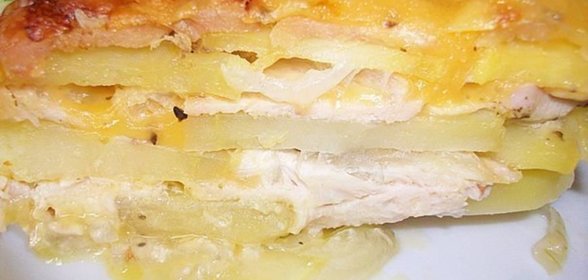 Картофельная запеканка с курицей и сыром