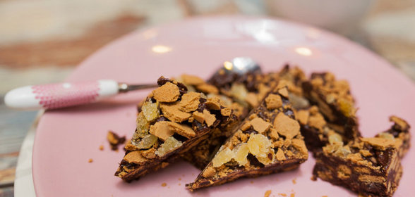 Имбирно-шоколадное печенье для новогоднего стола