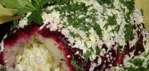 Салат с копченым сыром