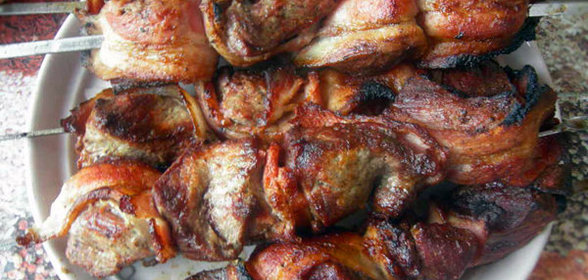 Шашлык в беконе