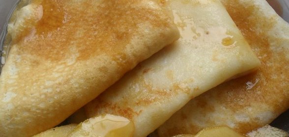 Блинчики с грушей фламбе