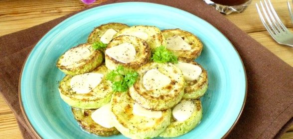 Жареные кабачки кружочками с чесноком
