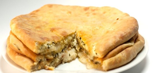 Осетинский пирог с сыром сулугуни
