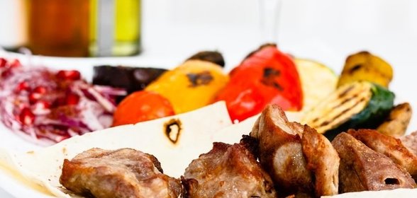Шашлык из свинины с овощами