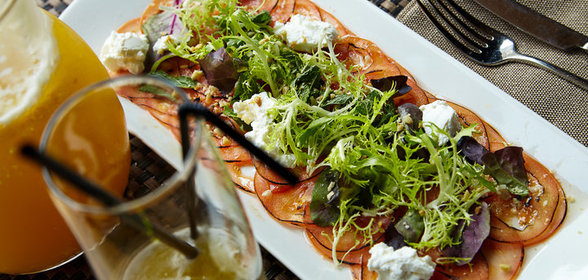 Карпаччо из томатов с мятным миксом