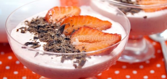 Десерт с клубникой «Фреса»