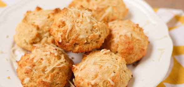 Шарики с сыром на закуску