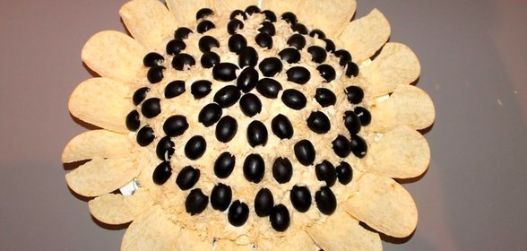 Салат Подсолнух с чипсами