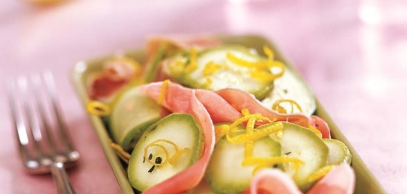 Салат из маринованных кабачков