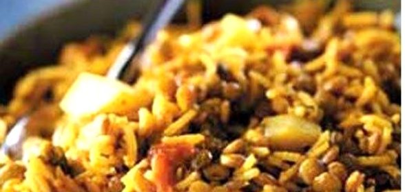 Кичри с машем, рисом и адыгейским сыром