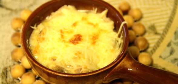 Русский жульен с грибами на сливках