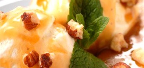 Карамельно-апельсиновый соус для мороженого