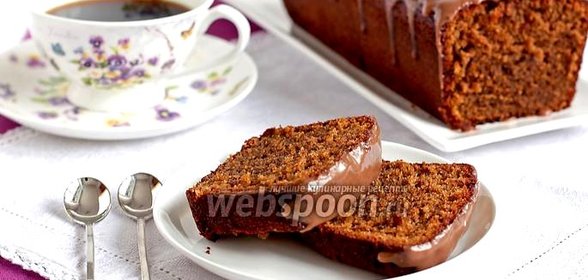 Кофейный кекс с корично-сметанным соусом