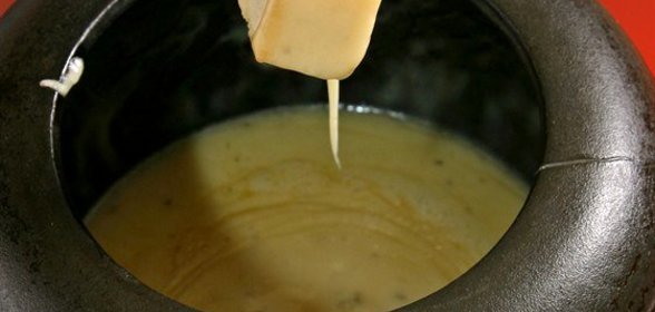 Фондю «Нешатель»