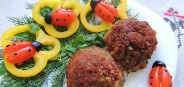 Салат с креветками и соевым соусом