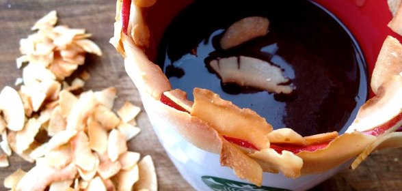 Горячий шоколад на кокосовом молоке