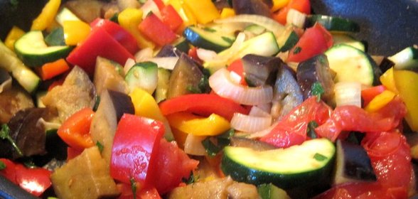 Рататуй с цукини и баклажаном