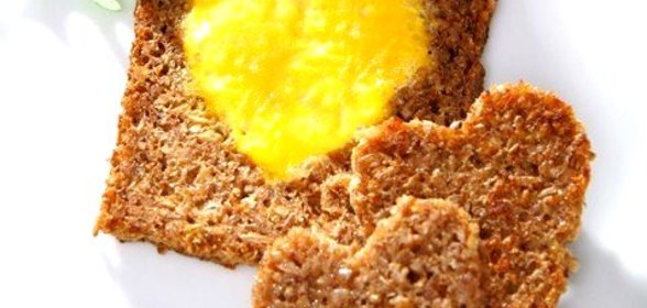 Тосты с яичной начинкой