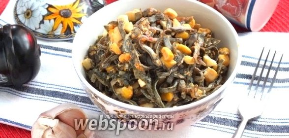 Салат из морской капусты с икрой масаго