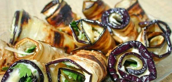 Рулеты из баклажанов