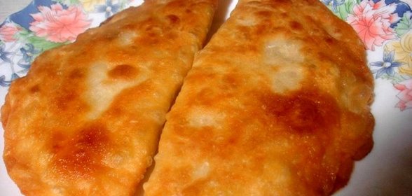 Чебуреки с индюшачьим фаршем