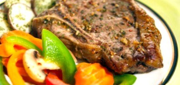 Телятина с соусом из белого вина и петрушки