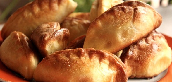 Пирожки с колбасой в духовке