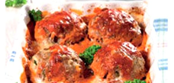 Ежики из рубленого мяса и риса с яичной начинкой