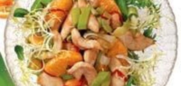Салат из курицы с мандаринами