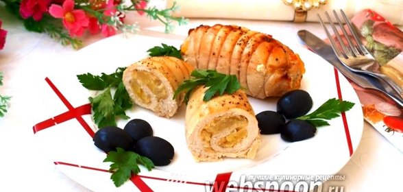 Куриные рулетики с ананасом