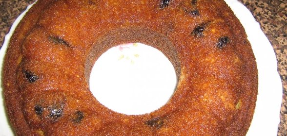 Рождественский кекс с черносливом и грецкими орехами