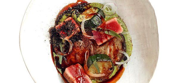 Салат с тунцом