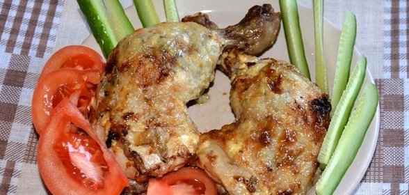 Куриные окорочка с пряными травами