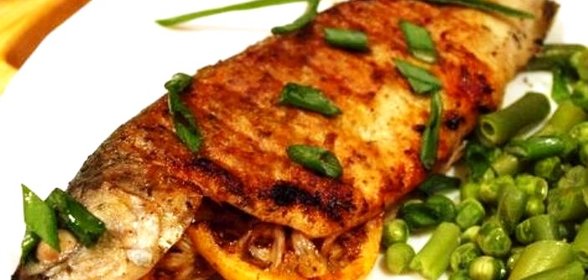 Форель в коптильне