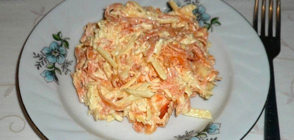 Салат с морковью и сыром