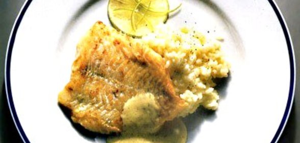 Морской окунь с фенхелем и кисло-сладким рисом