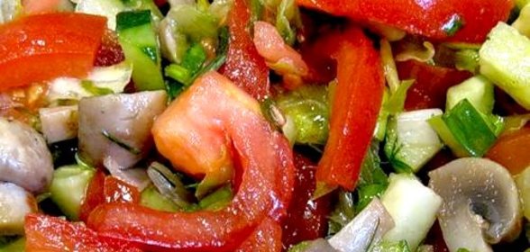 Салат из грибов с луком