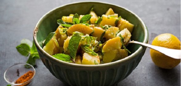 Картофель с лимоном и мятой
