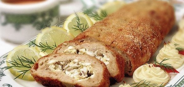 Рулет из фарша в духовке