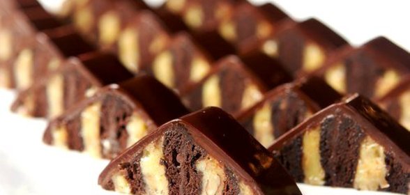 Шоколадные пирожные с кремом из мятного ликера