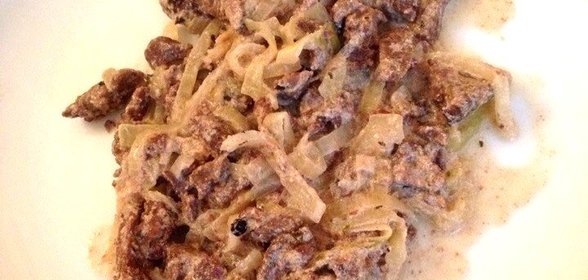 Лосятина в сливочном соусе