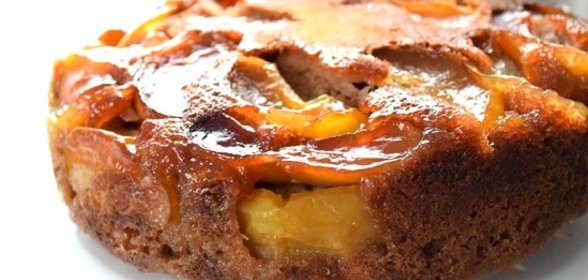 Яблочный кекс в мультиварке