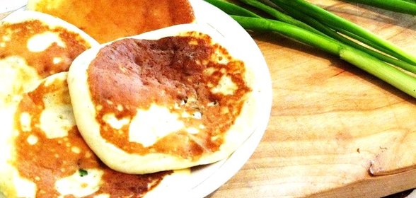 Лепешки на кефире с зеленью