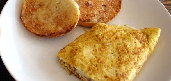 Омлет с куриным филе