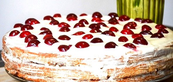 Вишневый торт со сметанным кремом