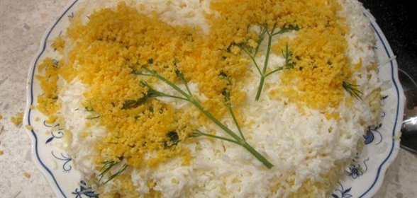 Салат «Мимоза» с лососем