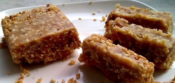 Кунжутное бурфи