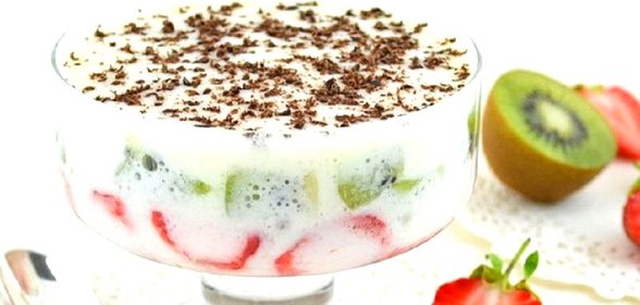 Фрукты в зефирном креме