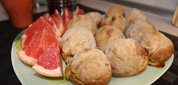 Булочки с брынзой