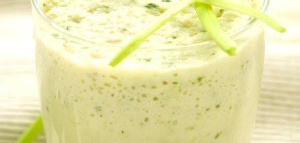 Творожный крем с зеленью и грецкими орехами